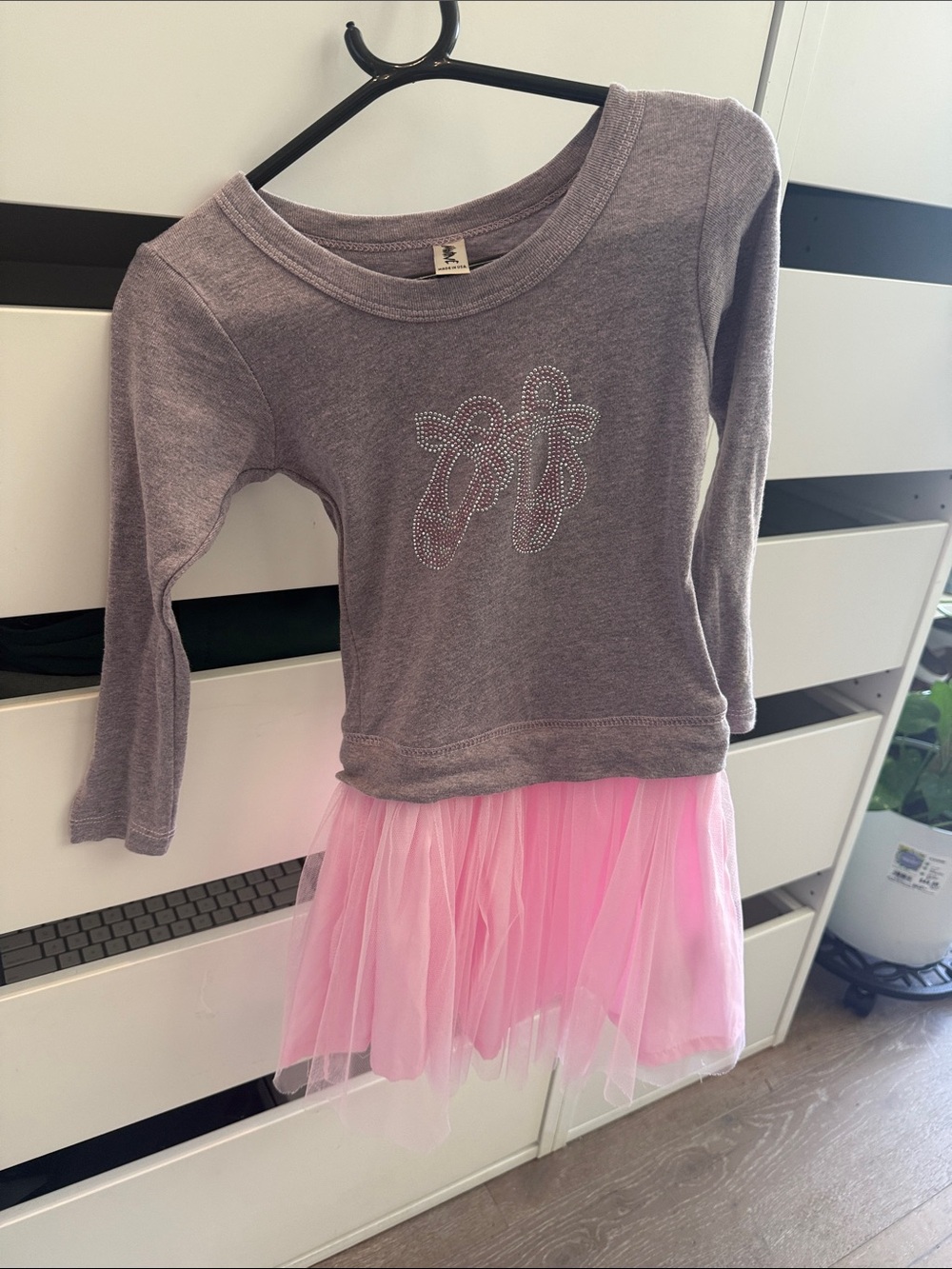 Girls Gray Sparkle Ballet Top with Pink Tulle Skirt with ballet shoes